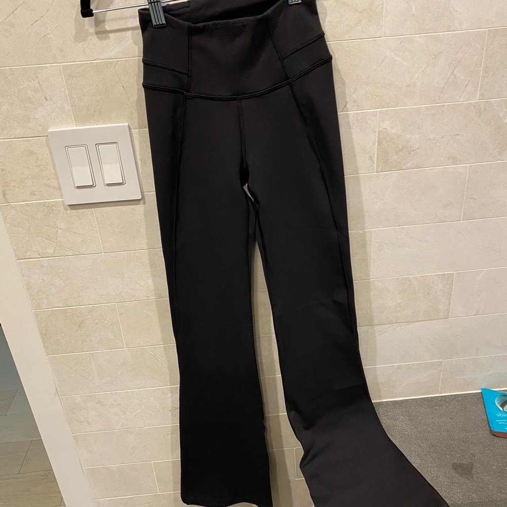 Lululemon flared bootcut pants